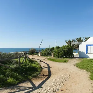 Apartment Litoral Mar Beside The, Portimão