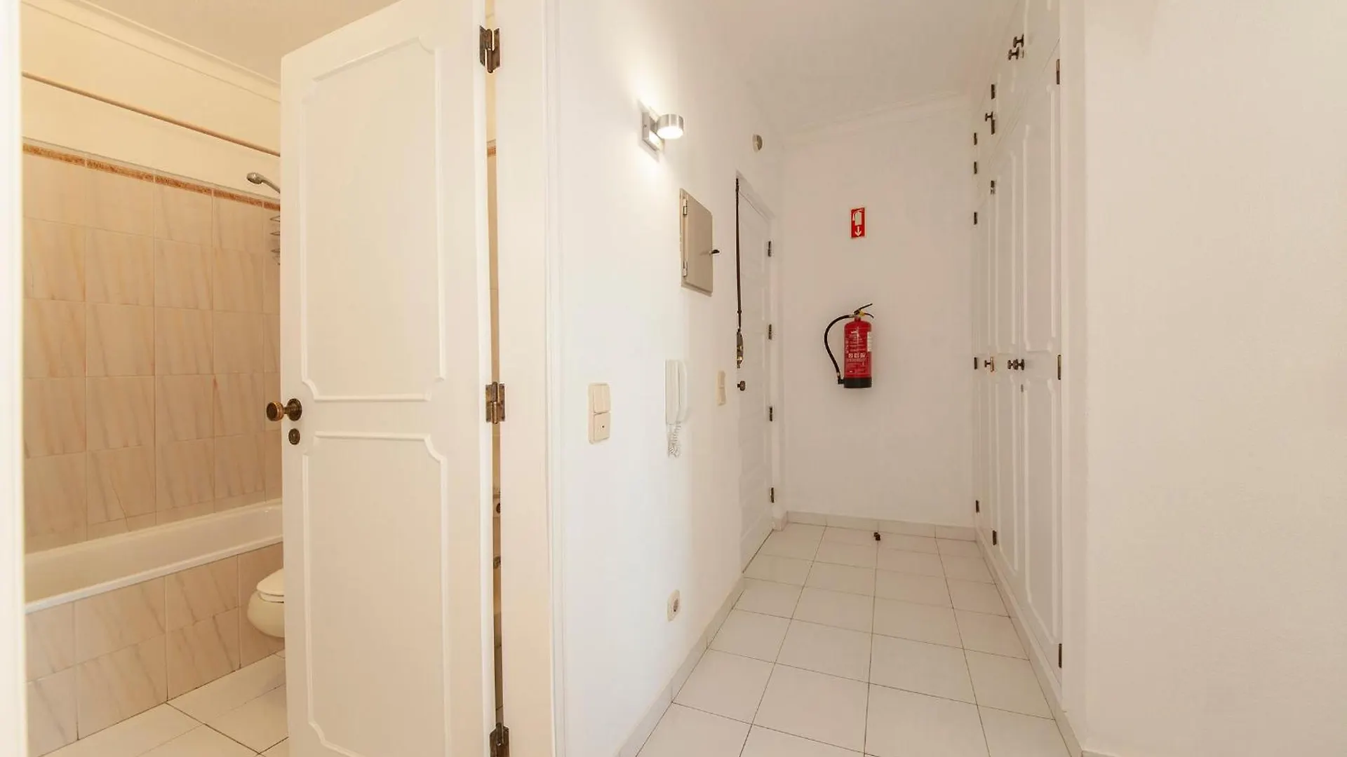 B25 - Candimar Beach Apartment Portimao